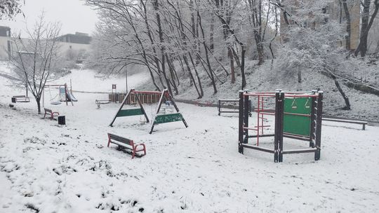 IMGW ostrzega: intensywne opady śniegu w województwie lubelskim