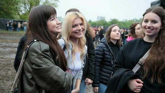 Imprezowy zestaw na Lublinalia. Kalosze, błoto i  Baranovski. Znajdź siebie na zdjęciach