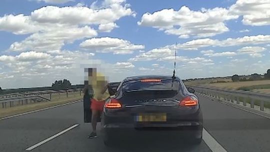 Incydent na S8. Agresywny pasażer i jego żona zgłosili się na policję