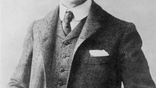 Inicjator igrzysk olimpijskich patronem szkoły sportowej? Nie, przecież mamy Jana Pawła II