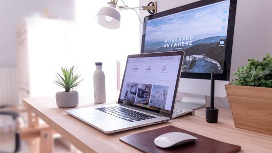 Internet w domu i poza domem – jak dopasować usługi do współczesnego stylu życia?