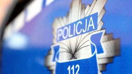 Interwencja na dachu w Koszalinie. Dziewczyna groziła, że skoczy