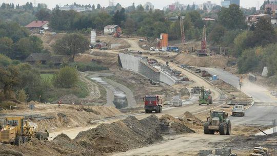 Inwestycje: Budują przedłużenie al. Solidarności (zdjęcia)