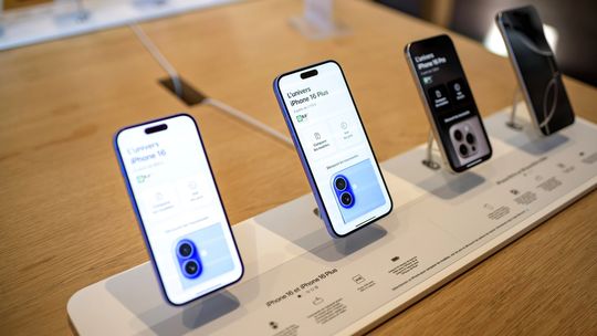 iPhone 16e – przewodnik po funkcjach, które zmienią sposób korzystania ze smartfona