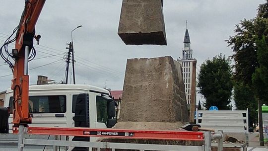 IPN zdemontował pomnik Armii Radzieckiej w Terespolu