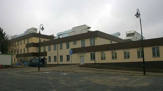 IUNG pod ścianą. Nadal czekają na pieniądze