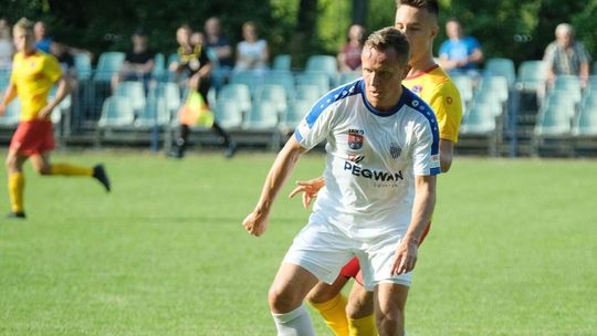 IV liga: Lewart zdecydowanym faworytem do awansu [sonda wśród trenerów]