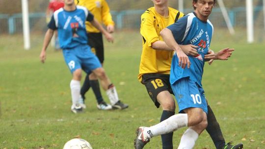 IV liga: Ruszyli z treningami i transferami