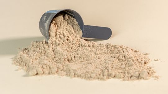 Izolat białka sojowego w produkcji - dobór do wyrobów mięsnych i napojów