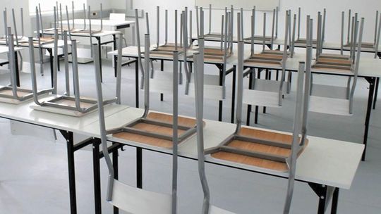 "Ja to bym już do szkoły poszedł". Jak zdalne nauczanie wpływa na kondycję uczniów