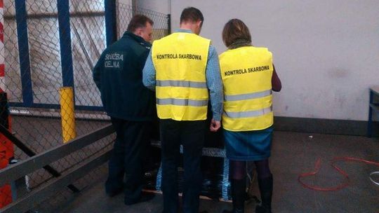 "Jabłuszko na granicy. Akcja skarbówki