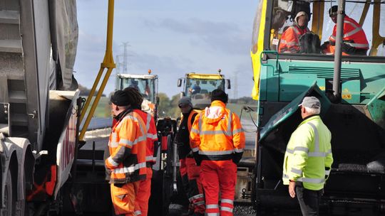 Jadą z bitumem ekspresowo, czyli podsumowanie drogowców