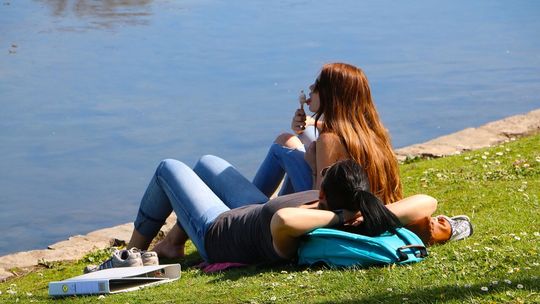 Jak bezpiecznie korzystać ze słońca?