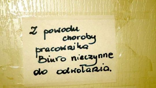 Jak działają biura poselskie? "Drzwi zamknięte, telefony milczą"