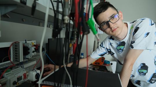 Jak miał 9 lat poszedł na studia. Co teraz robi młody geniusz z Lublina?