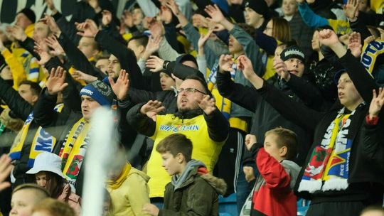 Jak Motor gra z Legią, to autobusy jadą inaczej