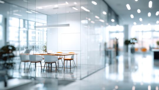 przeszklone ściany działowe