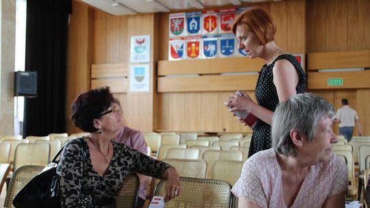 Jak oszukują nas operatorzy. Klienci w sidłach manipulacji