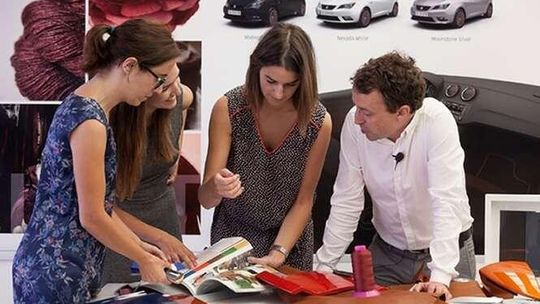 Jak powstają kolory, które pobudzają zmysły