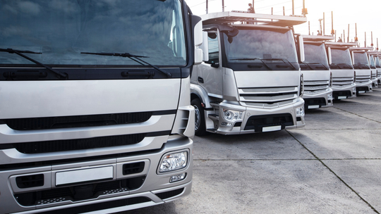 Jak serwisować firmową flotę pojazdów, aby nie wstrzymywać pracy przedsiębiorstwa?