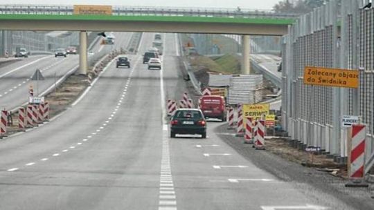 Jak się jedzie nowym odcinkiem S17 (wideo)