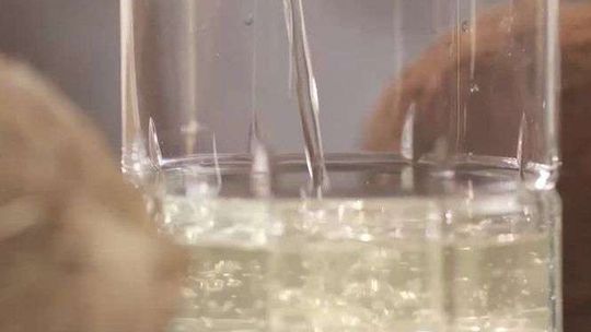 Jak walczyć z kacem? Jak się pozbyć kaca?