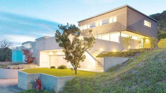 Jak zabezpieczyć dom przed wyjazdem na wakacje?