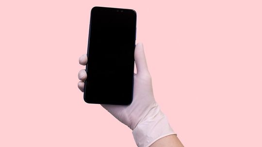 Jak zabezpieczyć smartfon przed włamaniem?