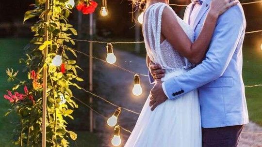 Jak zaoszczędzić przy organizacji ślubu i wesela?