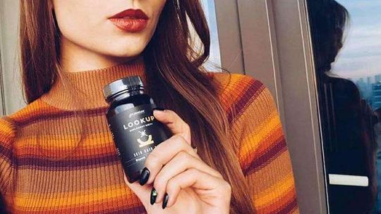 Jak zapuścić zdrowe, gęste włosy? - moje opinie o Look Up.