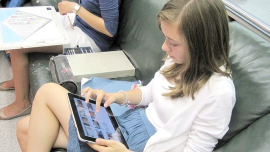 Jak zdobyć uczniów? Szkoła daje tablety najzdolniejszym