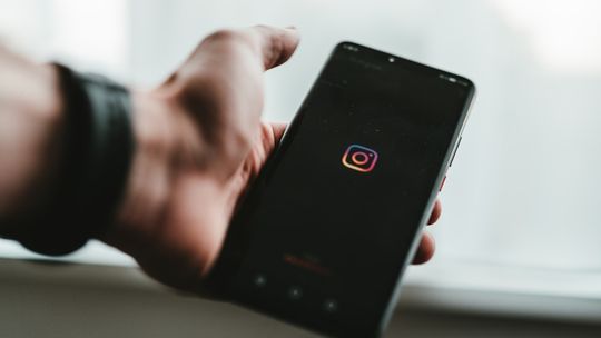 Jak zdobyć więcej obserwujących na Instagramie w 2026? Sprawdzone Metody
