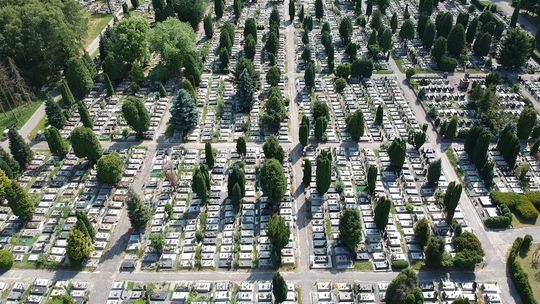 Jakby wymarło miasto. Znaczący wzrost liczby zgonów w Lublinie. "Teraz będzie jeszcze gorzej"