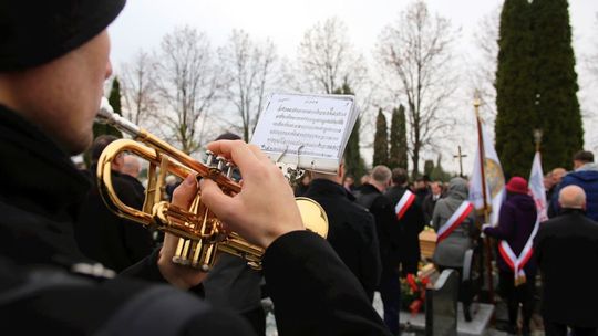 Jakby zniknęło kilka miast. "Szczyt" na cmentarzach w Lubelskiem