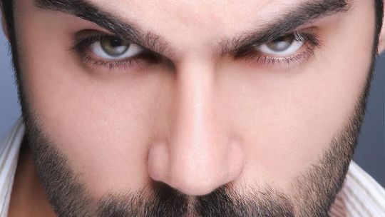 Jakich kosmetyków używać do pielęgnacji brody?