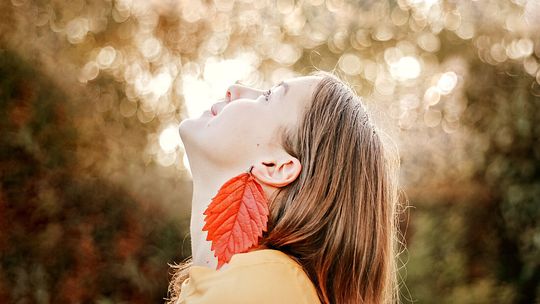 Jakie kolczyki ze stali chirurgicznej wybrać na jesień?