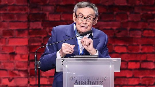 „Jakim autorytetem może być pan Marian Turski?". Sam Turski słowami radnego z Białej Podlaskiej się nie przejął