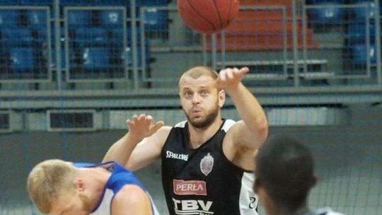 Jakub Dłoniak w TBV Starcie, w piątek rusza Memoriał Zdzislawa Niedzieli