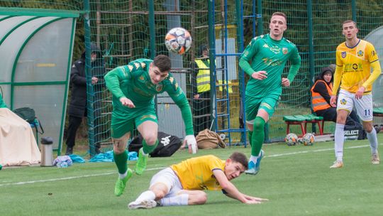 Janowianka pokonała Sygnał, Gryf zaskoczył Górnika II oraz zwycięstwa Hetmana i Orląt