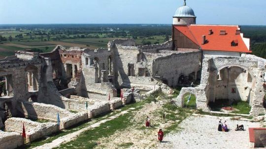 Janowiec, ostatni prywatny zamek w PRL-u