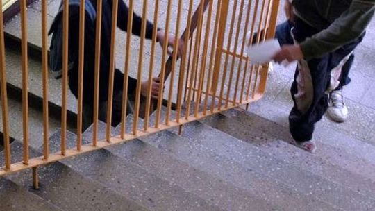 Janowiec: Uczniów zastąpią gospodynie i emeryci