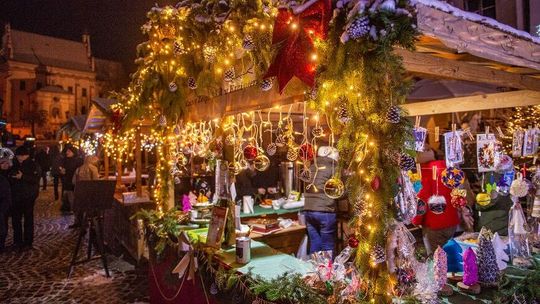 Jarmark i opłatek na rynku w Kazimierzu Dolnym. Już w ten weekend