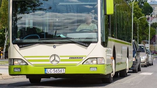 Jechał na gapę, molestował kontrolerkę w autobusie