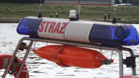 Jechał według GPS i wpadł do Odry. Ale auta w rzece nie ma