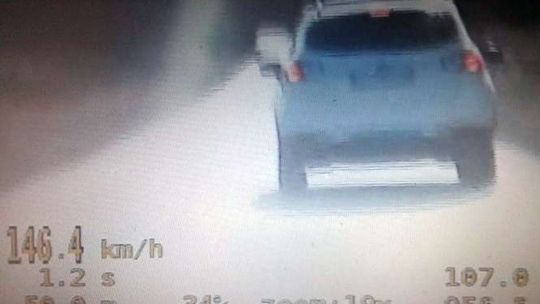 Jechali za szybko. Kierowcy stracili prawo jazdy (wideo)