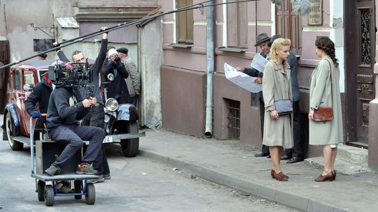 Jedna z ulic w Lublinie cofnęła się w czasie. Kręcą kolejne odcinki popularnego serialu TVP [zdjęcia]