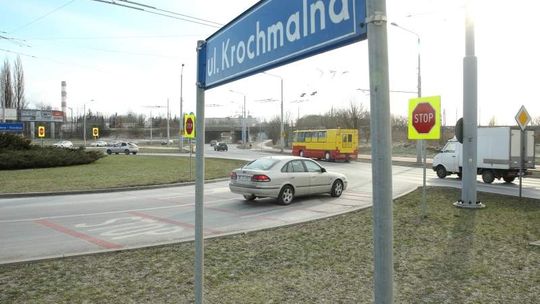 Jednak będą światła na Diamentowej. Ratusz kłamał w sprawie opinii policji
