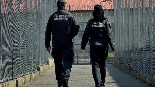 Jest 70 etatów do obsadzenia. Na początek co najmniej 5,4 tys. „na rękę”