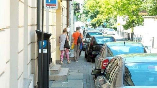 Jest groźnie czy nie jest? Ratusz odpiera zarzuty wojewody ws. strefy parkowania