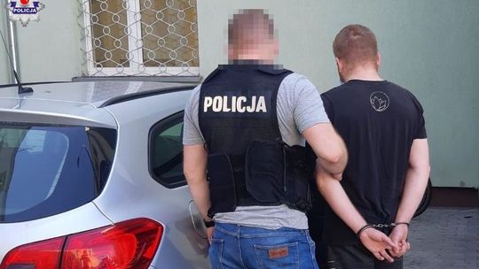 Jest podejrzany o podpalenie słomy i… kradzież pieniędzy swojej znajomej